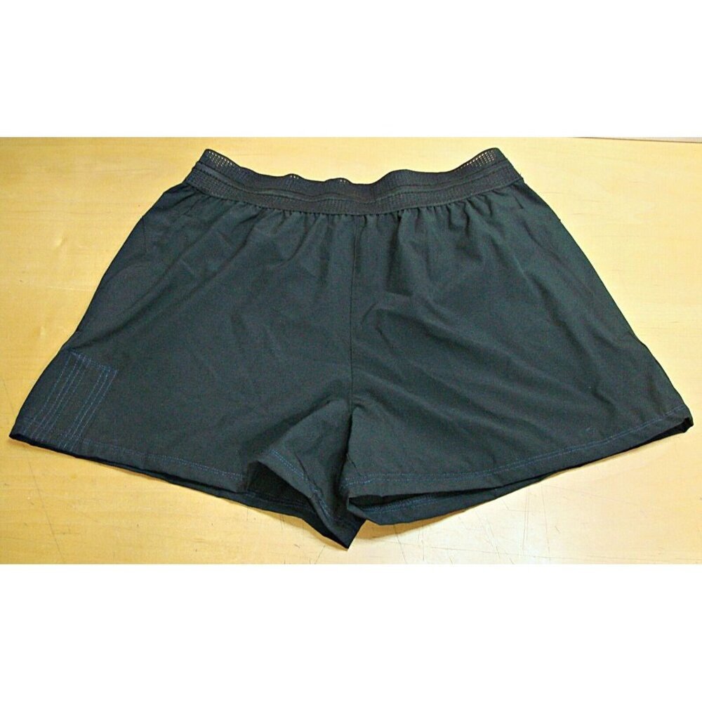 Umbro Womens Size Med Running Shorts Black Drawstring Elastic Waist Zip Pockets
